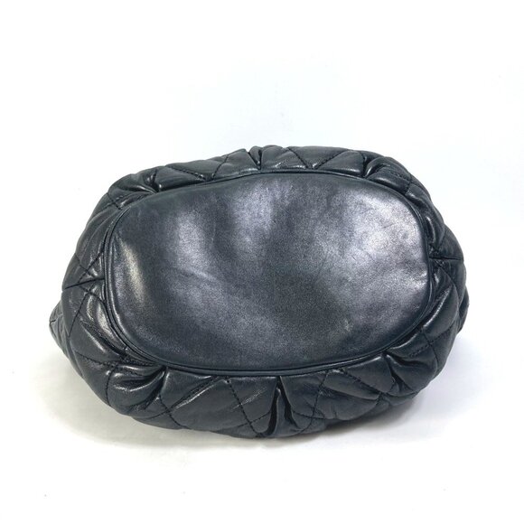 CHANEL Black Shoulder Bag - Picture 5 of 15